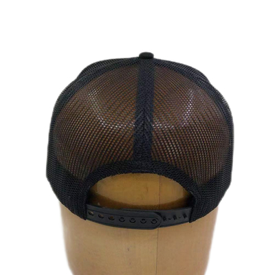 6 Panel Flat Peak Adjustable Mesh Trucker Hat Với Snapback Closure