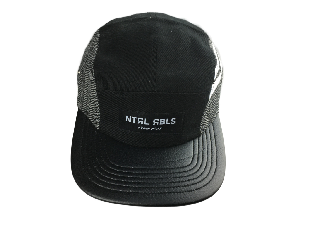 Nổi bật 5 tấm nắp trại với việc PU phẳng và logo nhãn dệt